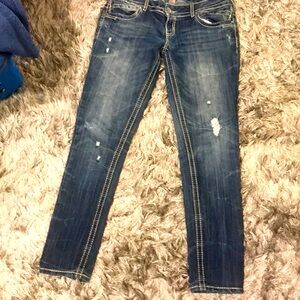 Almost famous straighted blue jeans